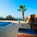 Luxury With Pool, Sea View Вілла Аланія